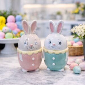 NEW Johanna Parker Bunny Salt & Pepper Shakers – Super Cute Easter Set